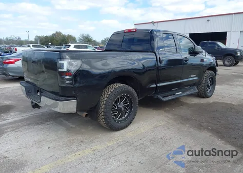 2011 Toyota Tundra Grade 5.7L V8 z USA, uszkodzony, nr VIN 5TFRY5F18BX100175